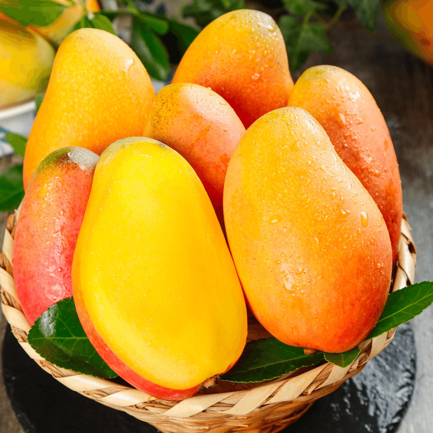 正宗海南贵妃芒新鲜芒果当季孕妇水果甜芒果大果包邮