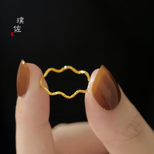 新款越南沙金不掉色波浪碎金子花纹雕刻曲线波纹素圈闺蜜戒指轻奢