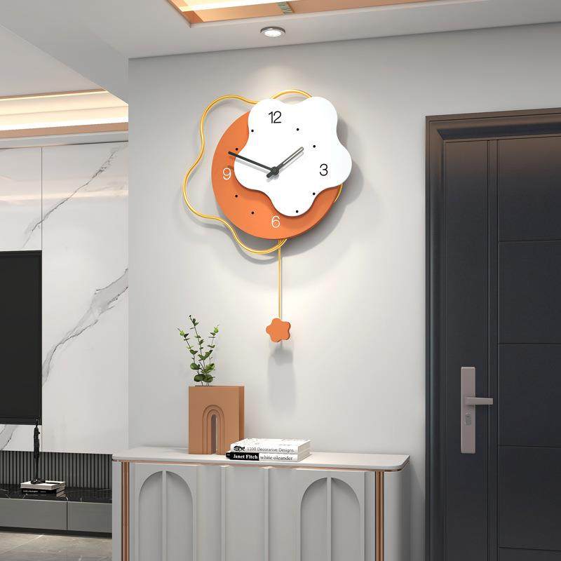 创意客厅轻奢钟表家用现代简约装饰时尚网红餐厅时钟挂墙大气挂钟