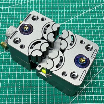 手工一寸304不锈钢小台钳带砧台手作工具摆件铁砧子虎钳