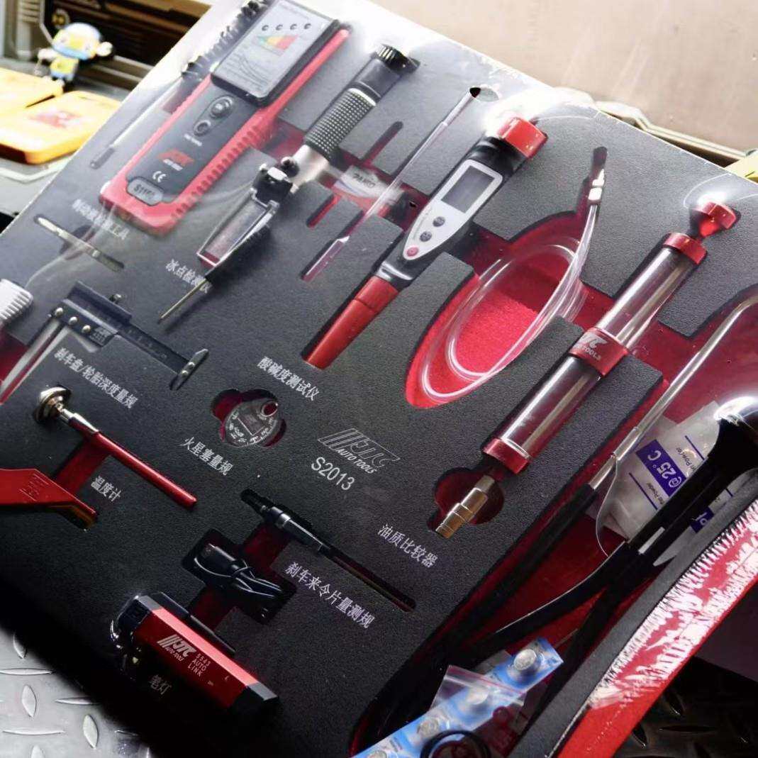 汽车维修工具汽车刹车油防冻液刹车片检修检测工具组汽车精修检测