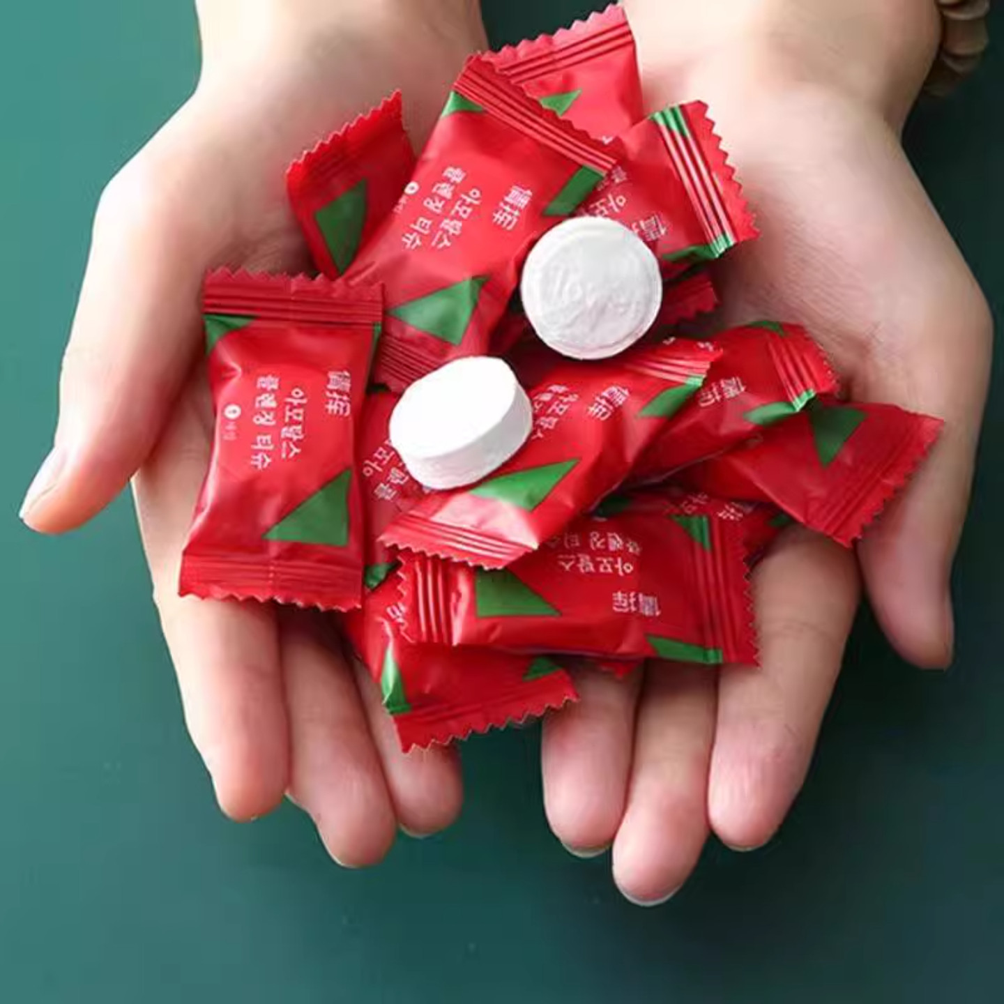 压缩毛巾圆形洗脸巾一次性加厚旅行出差便携旅游神器,户外/登山/野营/旅行用品,毛巾,淘宝优惠券,粉丝福利购,淘宝优惠卷