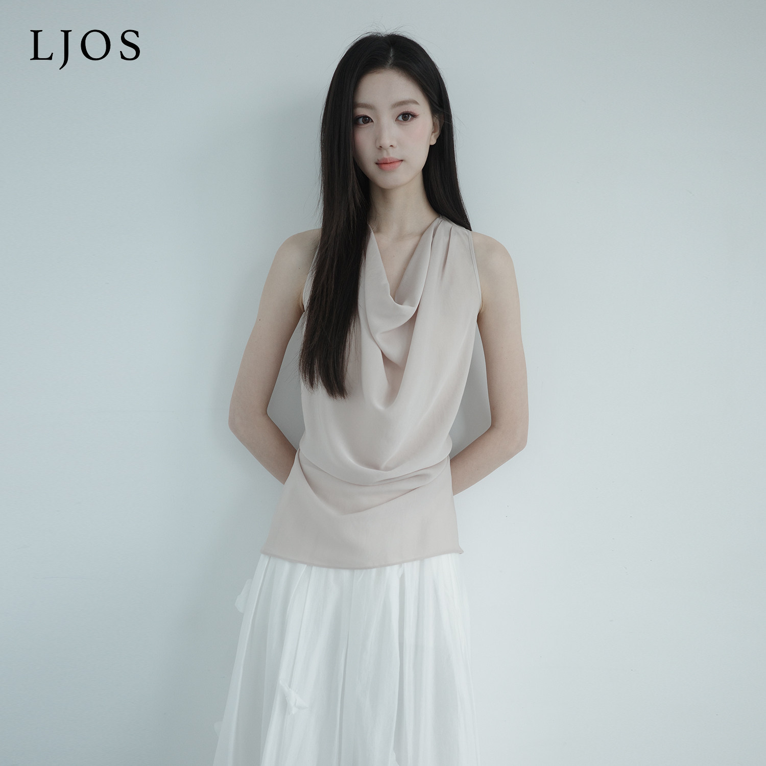LJOS |月光杏灰荡领挂脖绑带醋酸上衣2026夏季新品杏色无袖背心