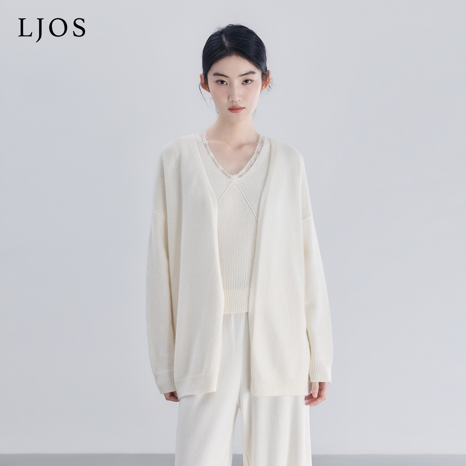 LJOS | 月光白羊绒简约开衫羊绒温柔蕾丝背心2025冬白色两件套装