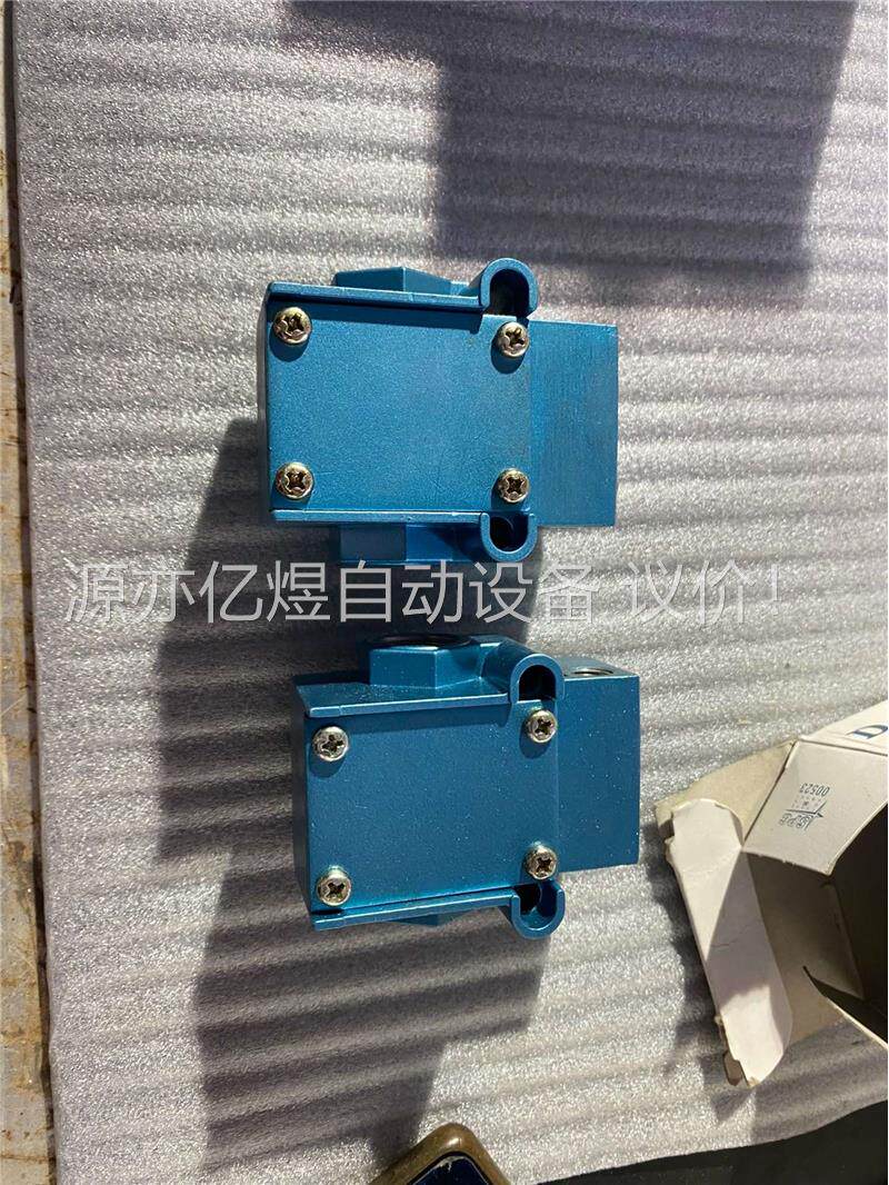 MAC电磁阀55B-12-RA4个，只有一个没有包装盒低(议价)
