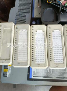 ABB模块，DI810的共4个，DO820的1个，DO810