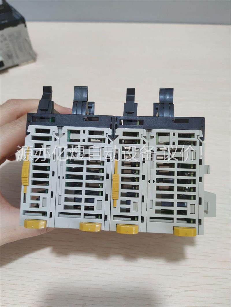欧姆龙CJ1W-NC214 二手原装正品，(议价)