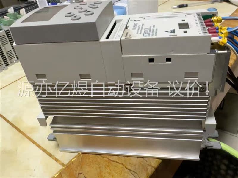 伦茨变频器 E82EV751-2c 二手拆机 成色可充新 功(议价)