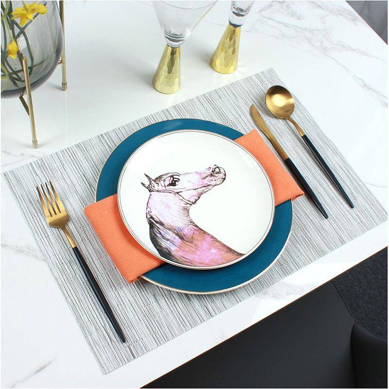 美式欧式西餐盘牛排盘软装摆台展厅样板房摆台餐具红马头套装平盘