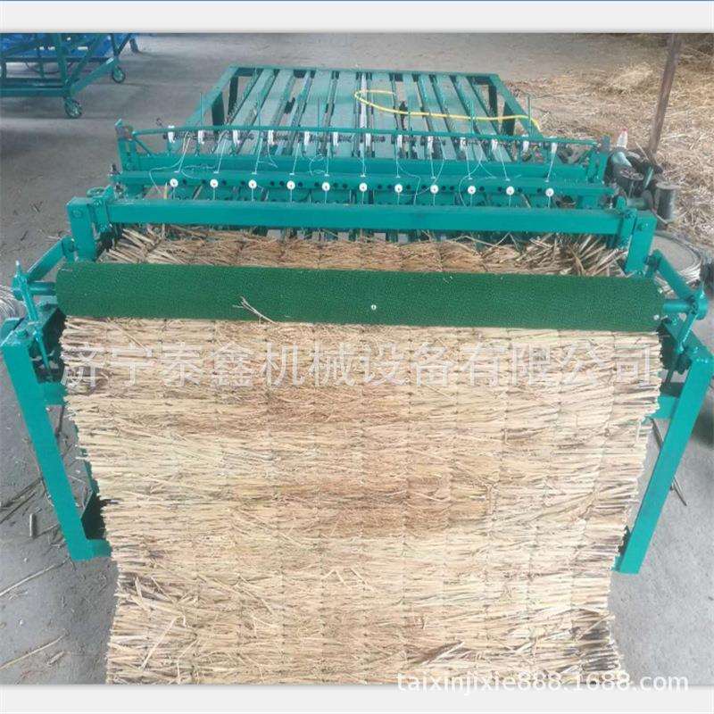 东北保温大鹏草帘子 草帘编织机 草扇子编制机厂家