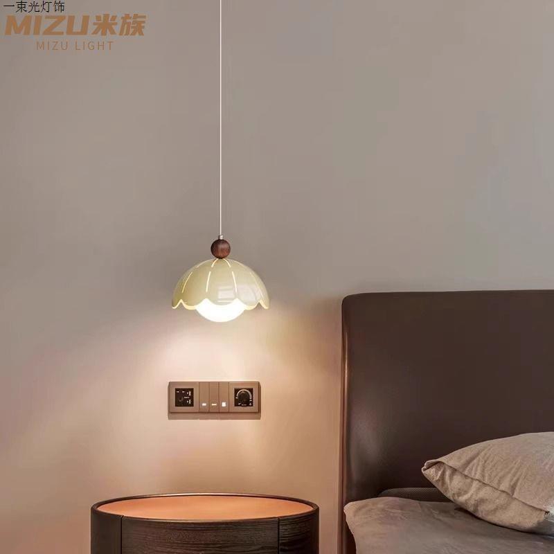 卧室床头吊灯法式奶油风简约高级感灯具中古蛋壳餐厅吊灯吧台吊灯