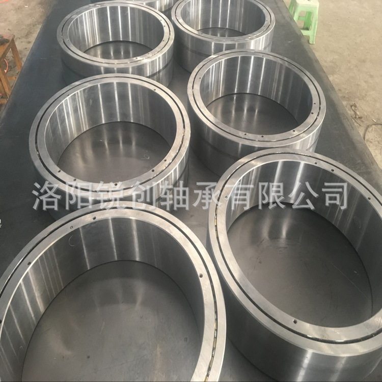 LQU494.28H精密薄壁转盘轴承