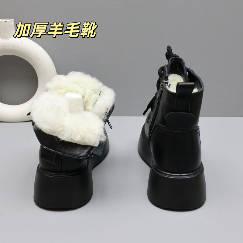 女皮面加绒厚底雪地马丁靴