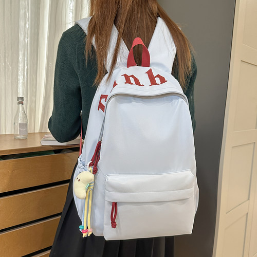 书包女学生韩版轻便双肩包