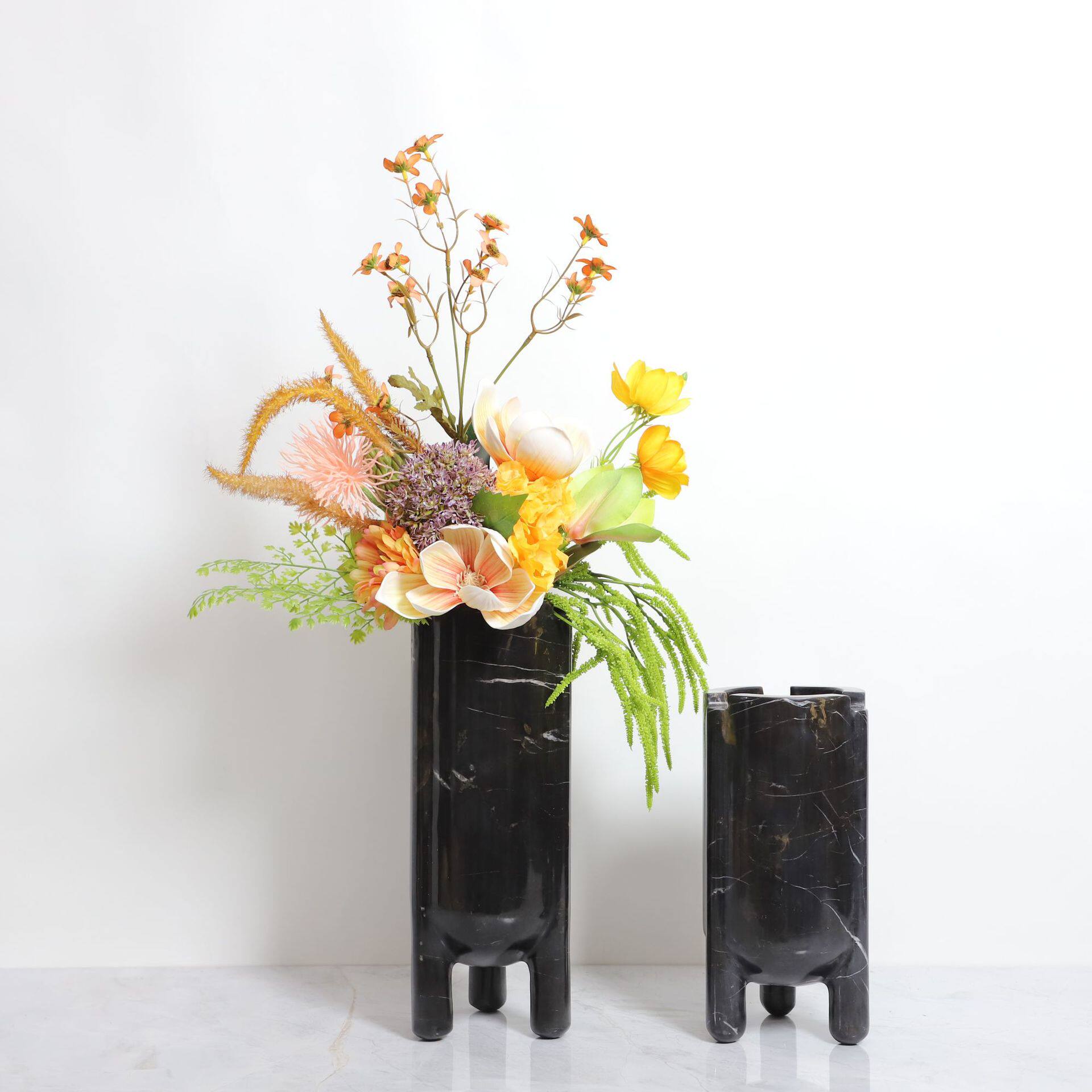简约现代大理石直筒花瓶摆件客厅茶几餐桌面黄洞石花器家居装饰品