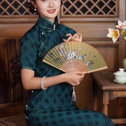 优选xyt苏州刺绣折扇女式古风旗袍玉竹真丝风丝绸折叠小扇子苏绣