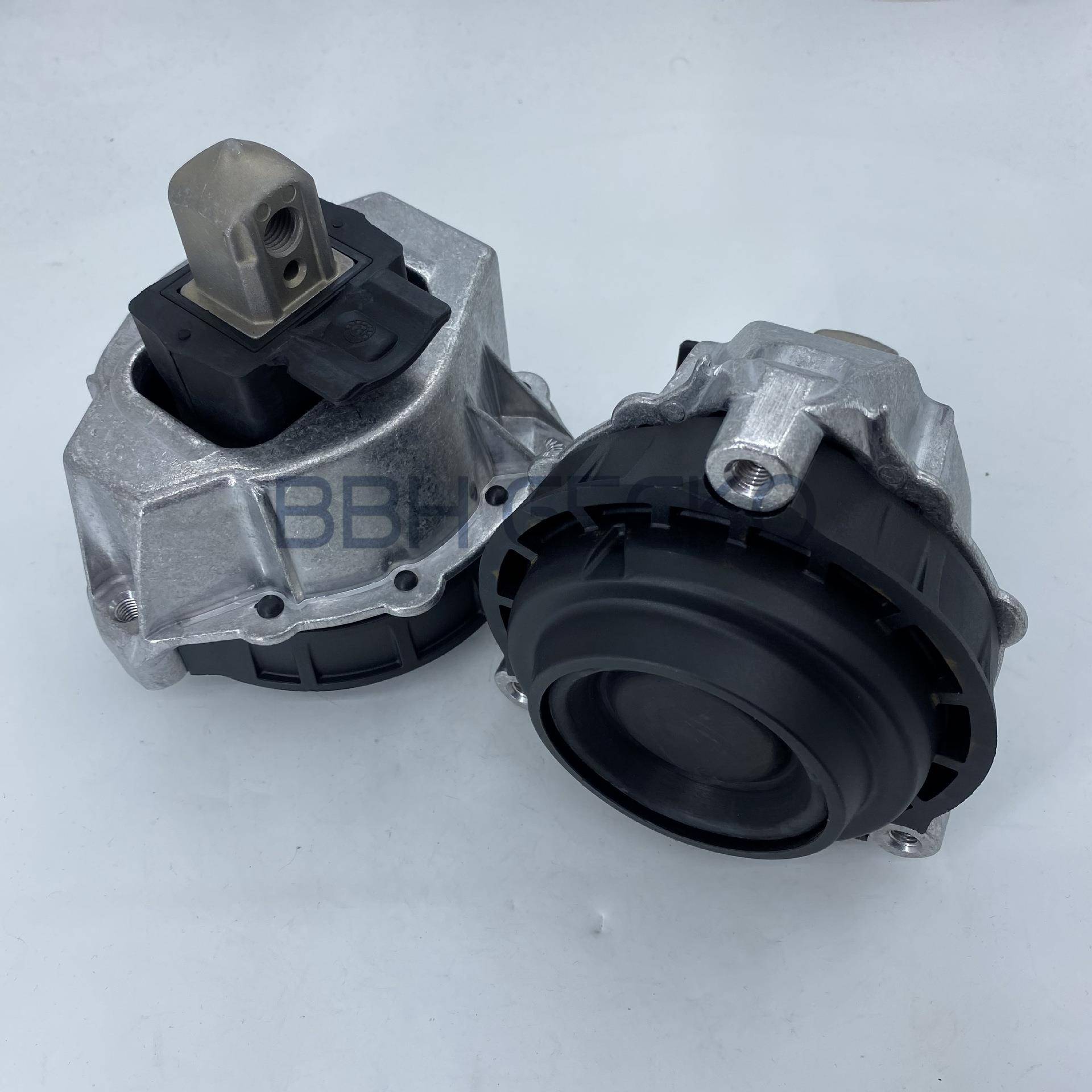 热卖适用于宝马G20配件发动机支架机脚胶22117581617工厂直销