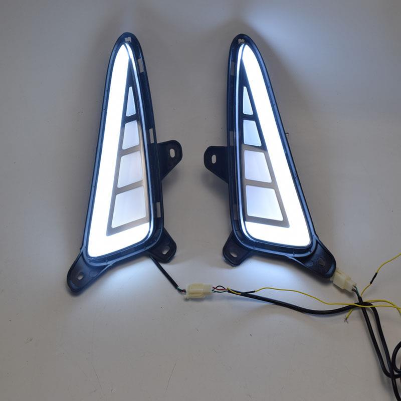 适用于丰田CHR日行灯17-18款CHR改装LED日间行车灯前雾灯带转向