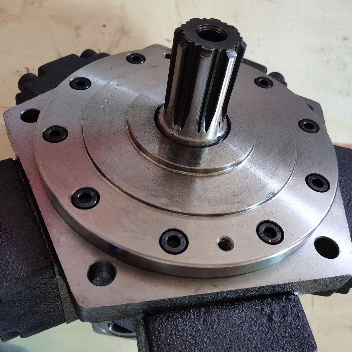 海天注塑机机械配件液压马达斯达弗储料ITM03-300-000-D31设备机