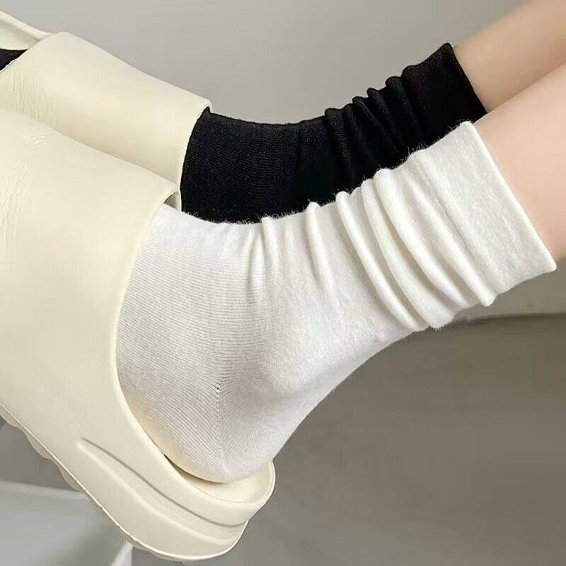 新疆包邮袜子女中筒袜ins