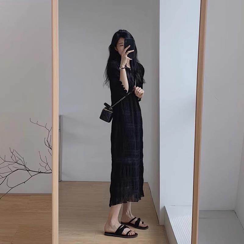 欧洲站2025新款冷淡法式高级感气质名媛黑色修身显瘦连衣裙子女夏