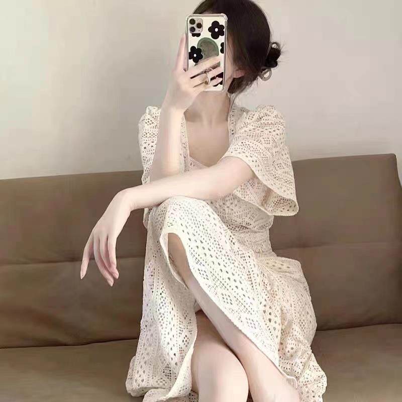 欧洲站2025新款法式高级感仙女长裙子夏季收腰方领镂空蕾丝连衣裙