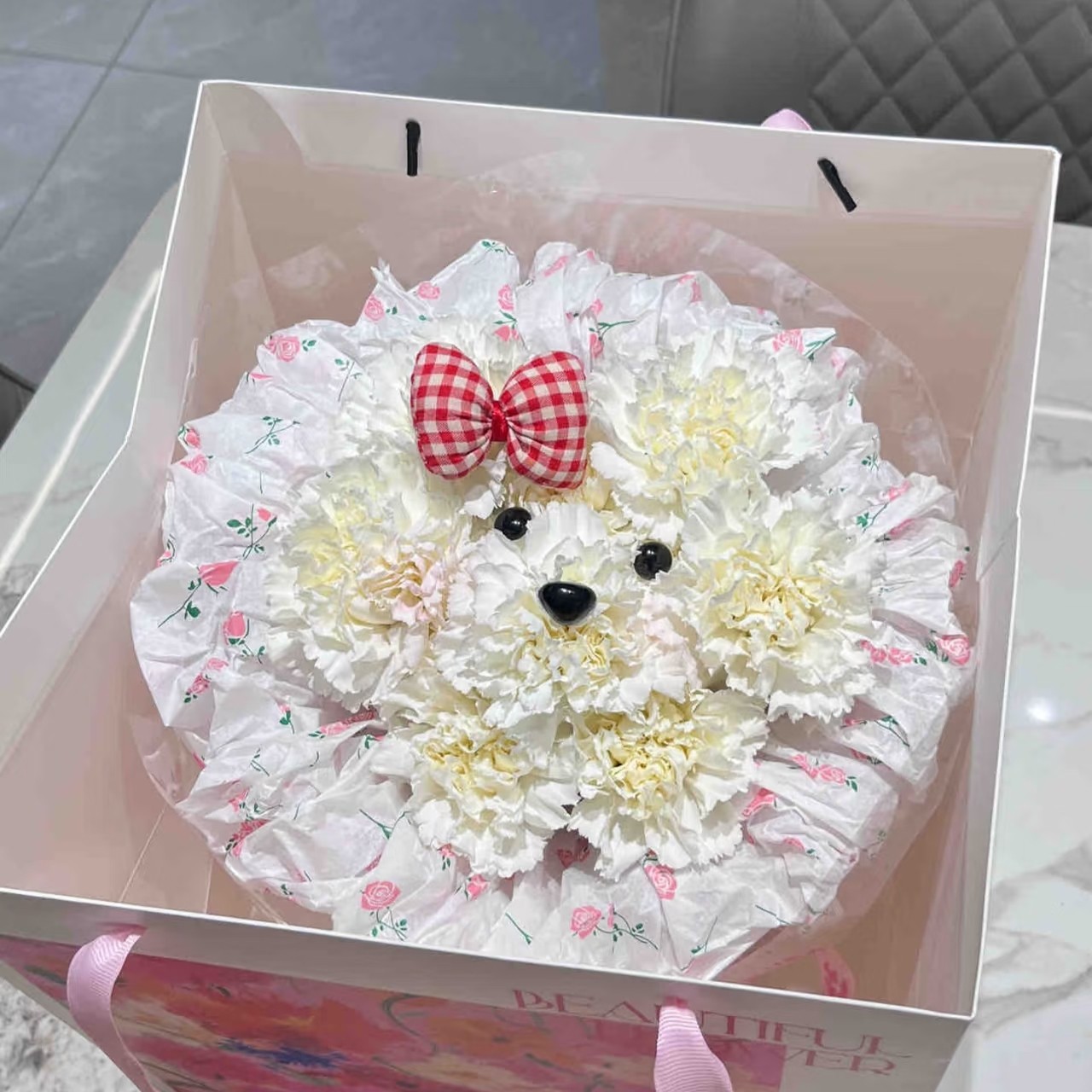 成品康乃馨小狗花束香皂花可爱简约七夕送女友闺蜜节日礼物母亲节