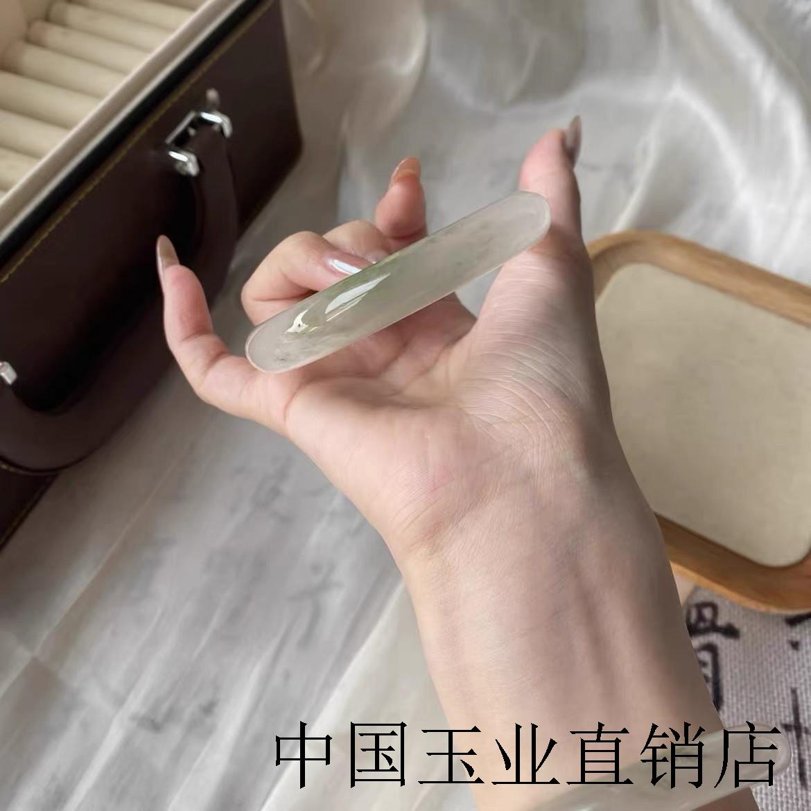 玛瑙女款高端新疆天山翠扁条手镯子旺夫镯半山半水翡翠色冰翠金丝