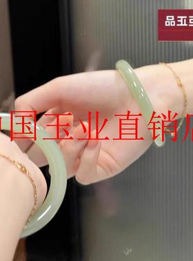 新疆和田玉手镯圆条晴水青白玉镯高级时尚百搭国风款送女朋友礼物