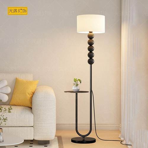 新款现代落地灯客厅高颜值简约客厅卧室茶几置物LED装饰落地台灯