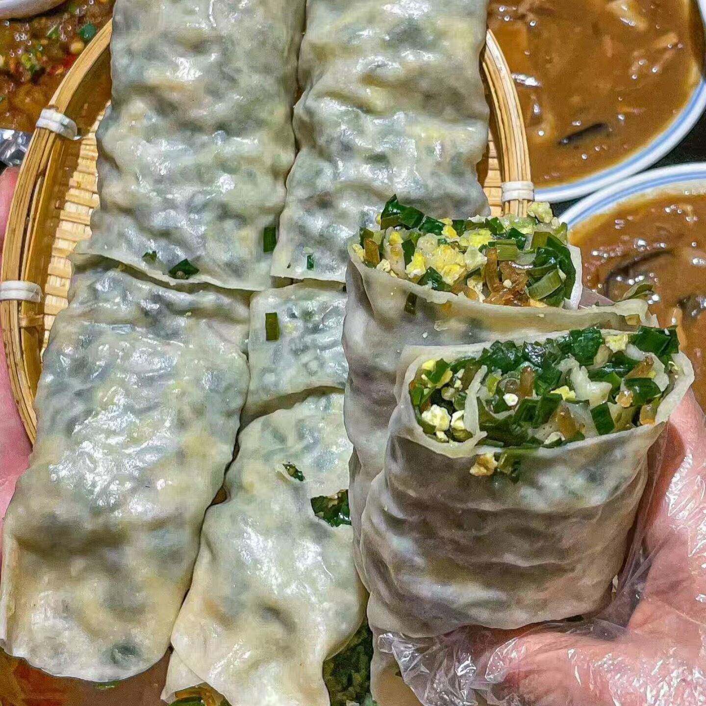 薄皮蔬菜卷河南菜龙蔬菜卷韭菜鸡蛋粉条卷抱薄皮菜卷早餐加热即食