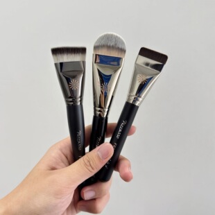 化妆师都在用!毕加索FB19一字平头粉底刷FB18扁平头遮瑕修容刷