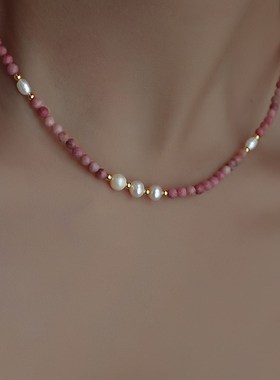 春夏上新粉色蔷薇石串珠淡水珍珠美式项链女款2024新款锁骨链女士