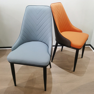 轻奢极简餐椅现代简约椅子北欧铁艺皮革凳子家用设计师网红靠背椅