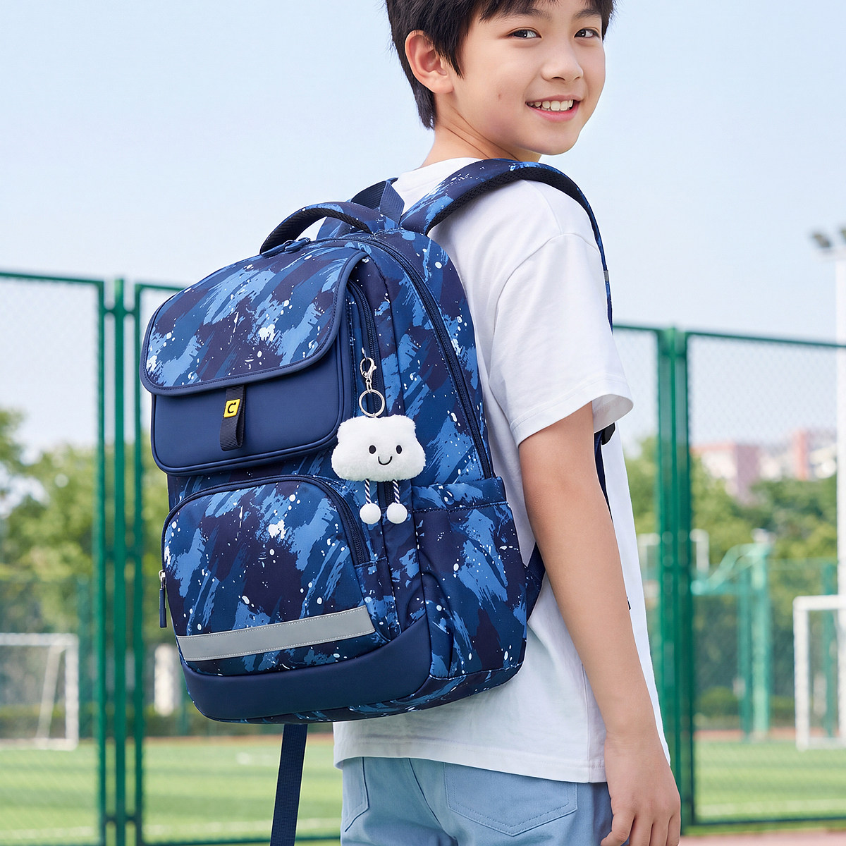 小学生轻便减负男孩书包2026新款