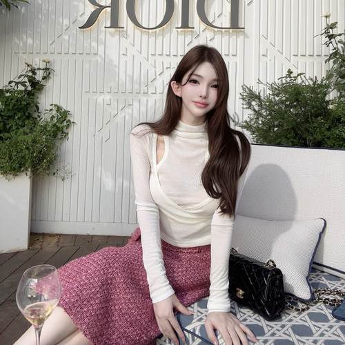 玫粉色粗花呢半身裙微透上衣打底