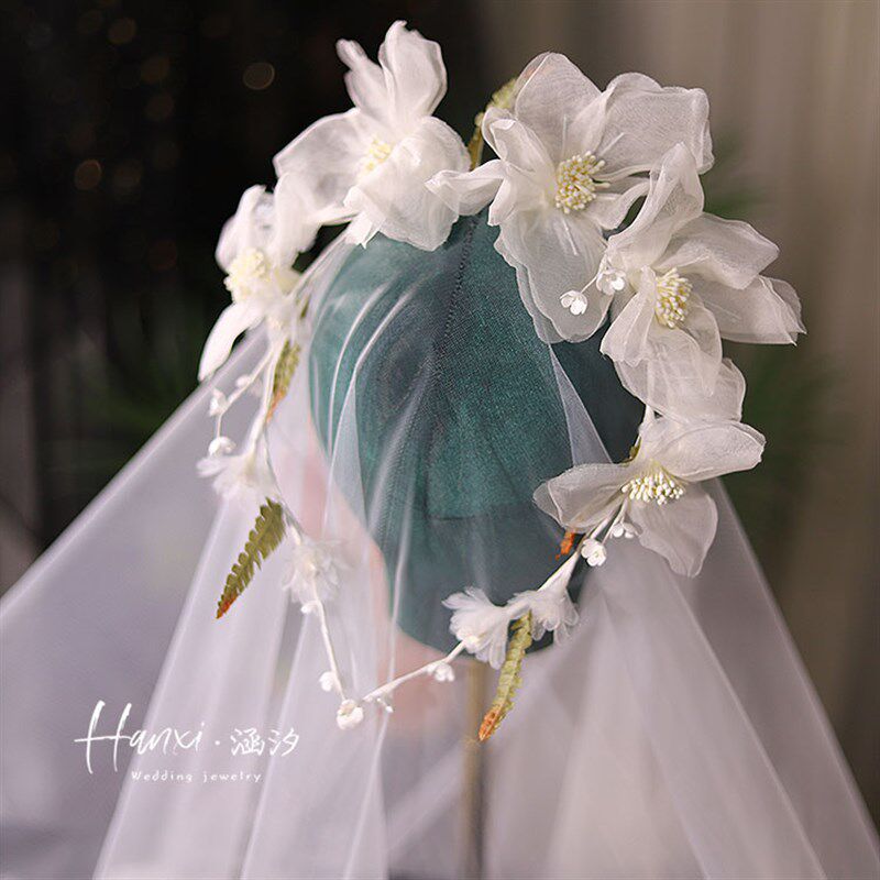 森系梦幻白色手作烫花藤曼花环头饰新娘婚纱复古拍照样片头花配饰