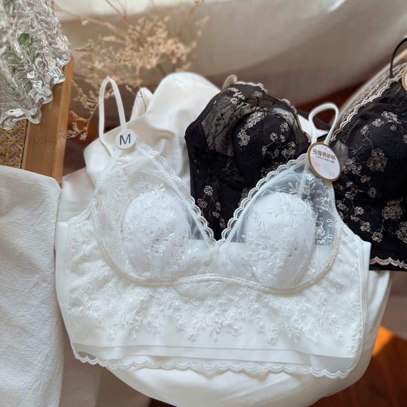 刺绣蕾丝法式内衣女士文胸无钢圈吊带胸垫兔耳朵内搭冰丝美背裹胸