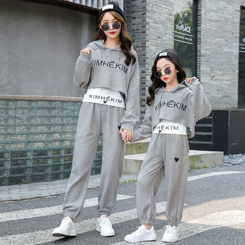亲子装母女装春秋款长袖卫衣套装时尚运动洋气2023秋装休闲三件套