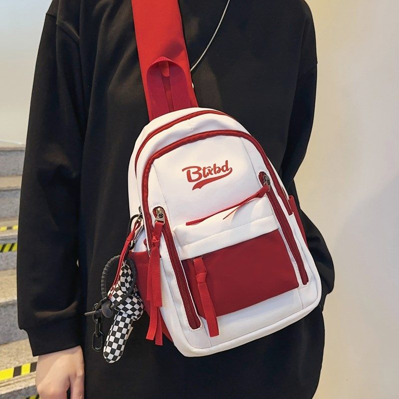 2024新款胸包运动风休闲女生斜挎包骑行轻便小背包男士百搭单肩包,箱包皮具/热销女包/男包,胸包,淘宝优惠券,粉丝福利购,淘宝优惠卷