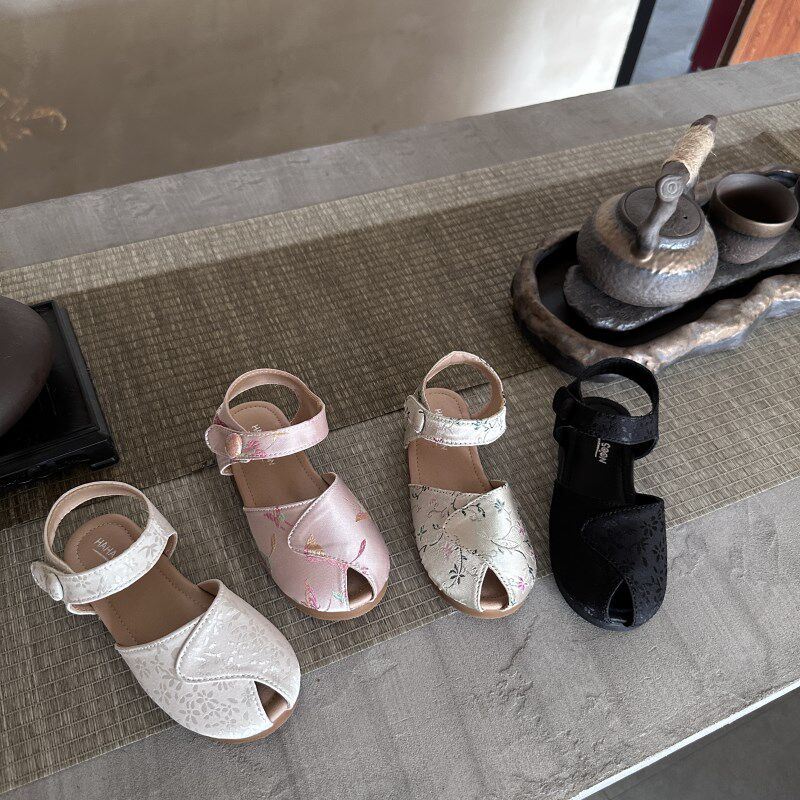 韩版童鞋2024女童春夏季新款国风方头露趾公主皮凉鞋儿童半包布鞋,童鞋/婴儿鞋/亲子鞋,凉鞋,淘宝优惠券,粉丝福利购,淘宝优惠卷