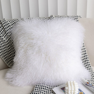 白色滩羊毛抱枕现代简约高档沙发靠方枕腰枕轻奢高级感皮草真毛