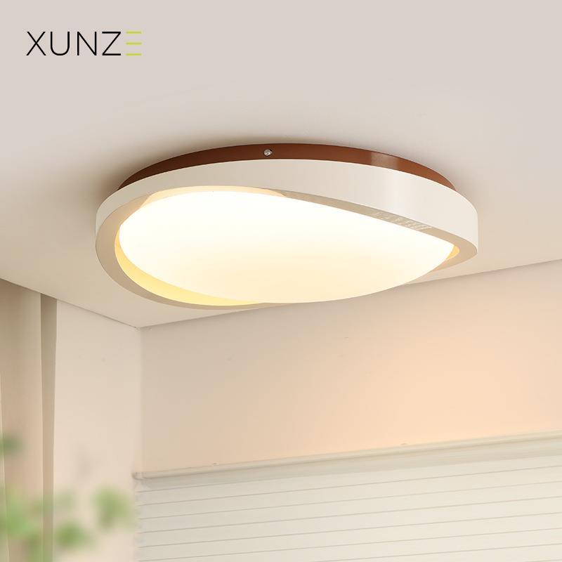 奶油风卧室灯吸顶灯法式中古主卧灯2024新款设计师房间灯简约圆形