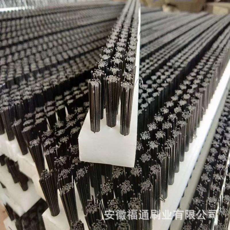 厂家生产pp板刷平板长条毛刷条尼龙丝砖机条刷防尘密封PVC毛刷板