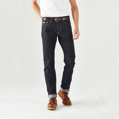 日本Studio高腰紧身直筒牛仔裤