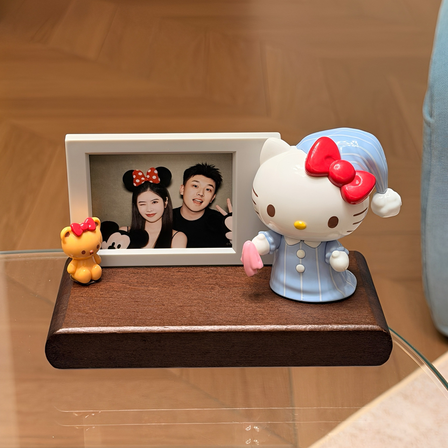 正版HelloKitty车载临时停车号码牌可爱凯蒂猫汽车中控台挪车摆件