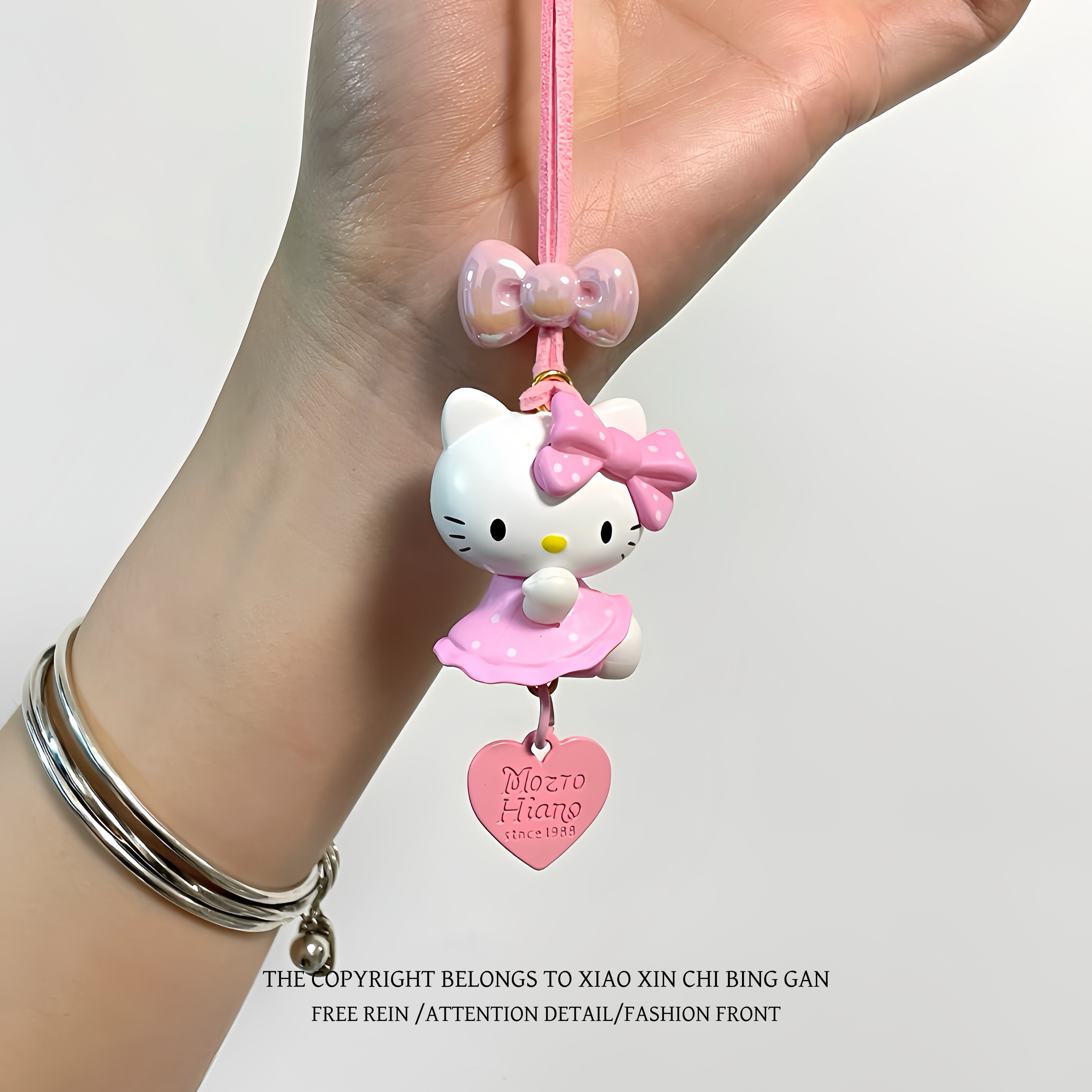 HelloKitty粉色可爱凯蒂猫汽车挂件创意车载中控台装饰品挂饰礼物