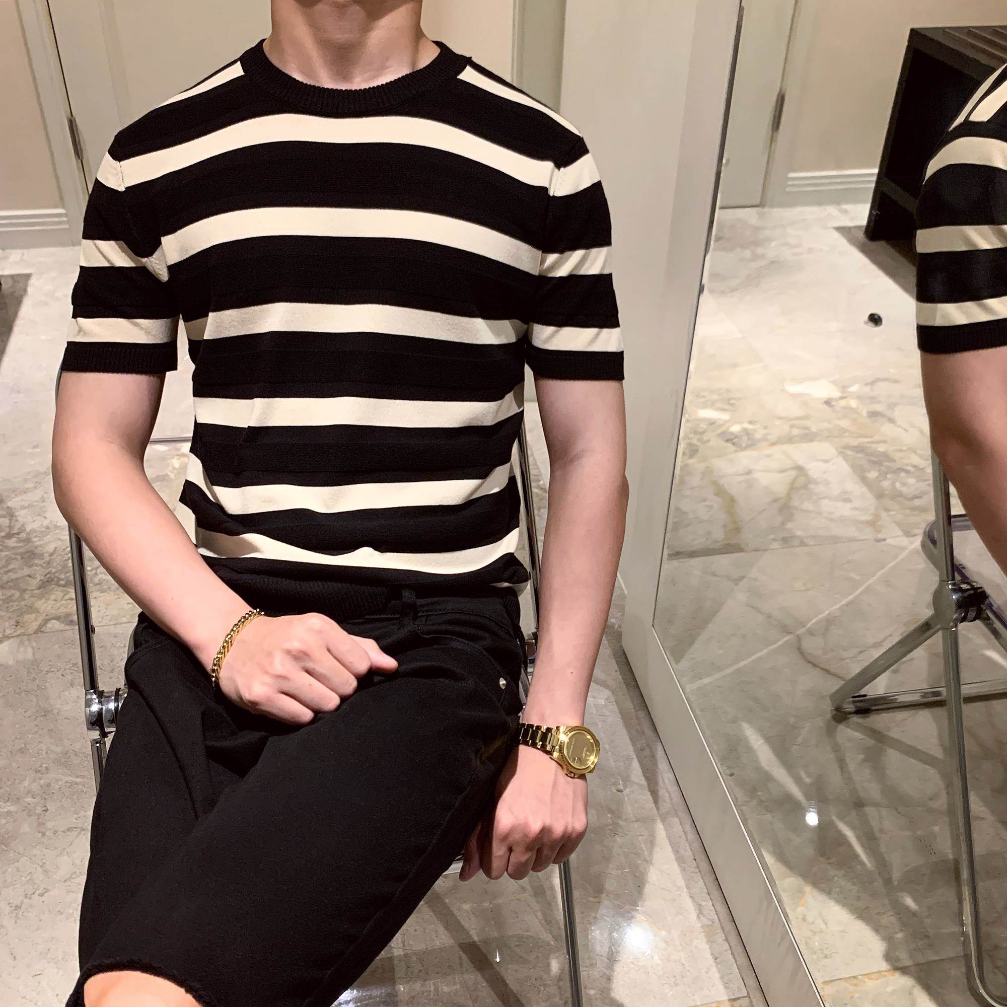 潮牌夏季新款男士修身圆领短袖条纹T恤男韩版百搭休闲针织打底衫