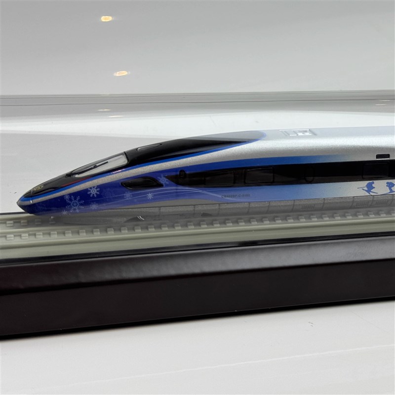 瑞雪迎春京o张高铁复兴号冬奥智能动车组模型