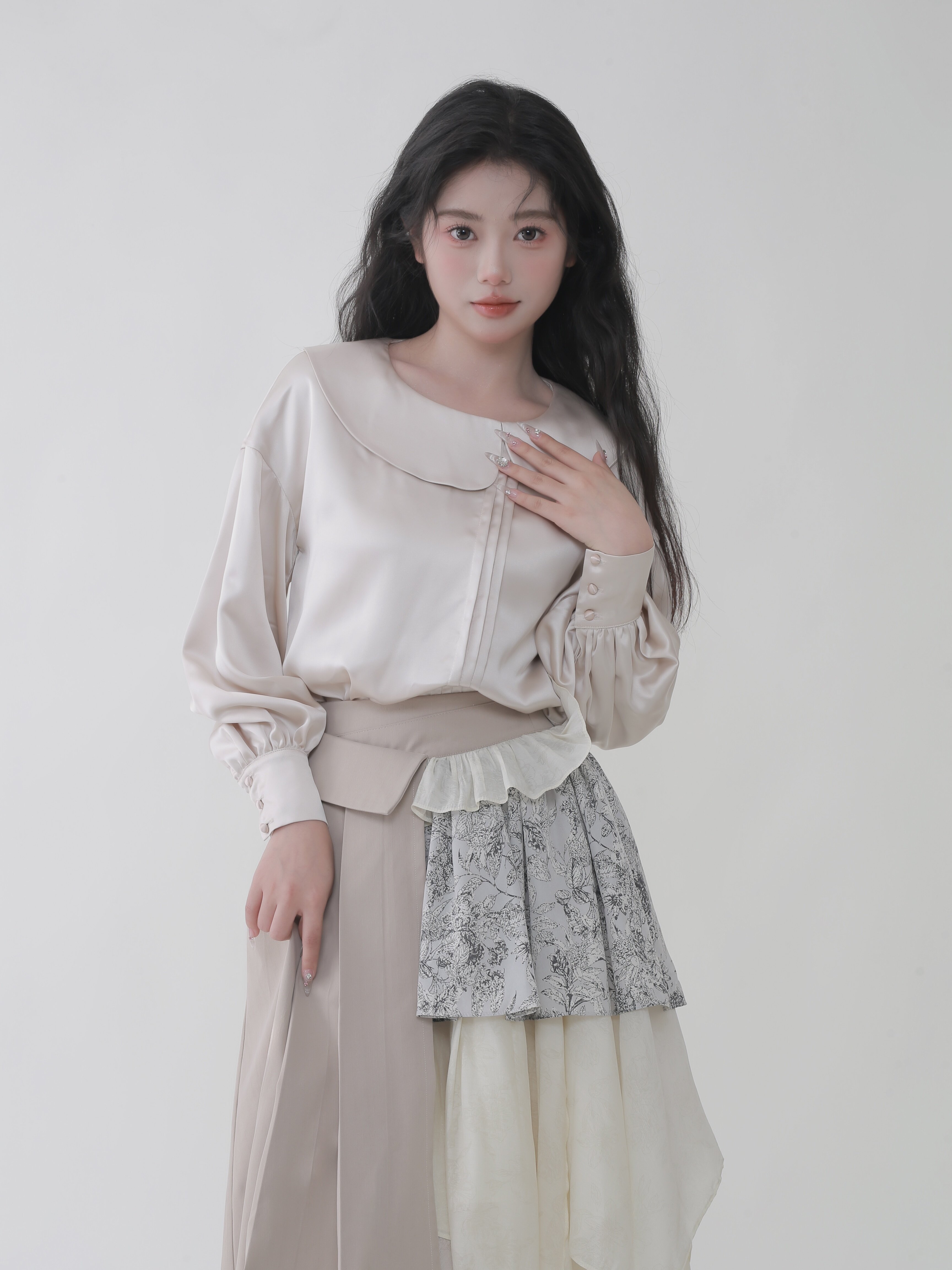 YLING.L原创设计法式缎面上衣